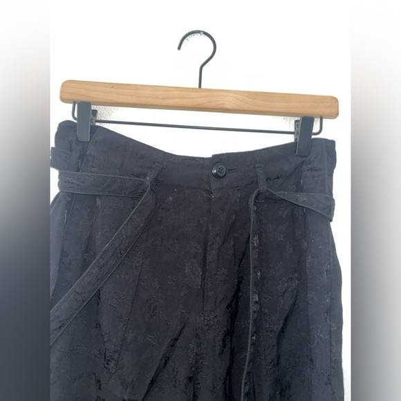 THE GREAT. Black Floral Cropped Pants w/ Belt Size 0 - Picture 5 of 13